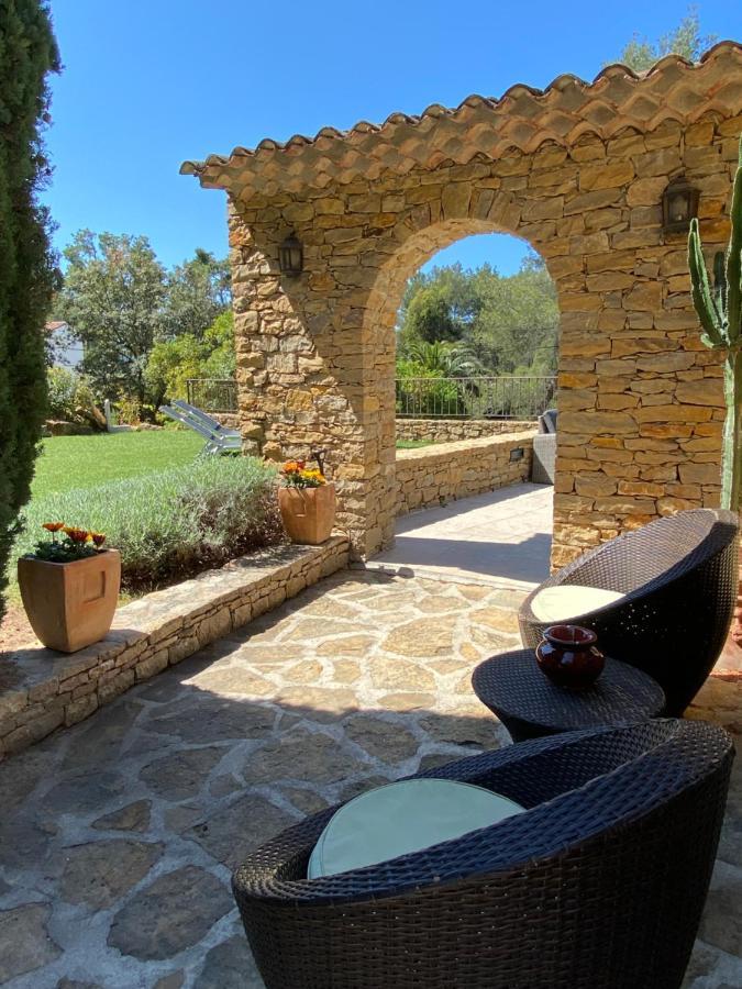 Une Pause En Provence Ле-Боссе Екстер'єр фото